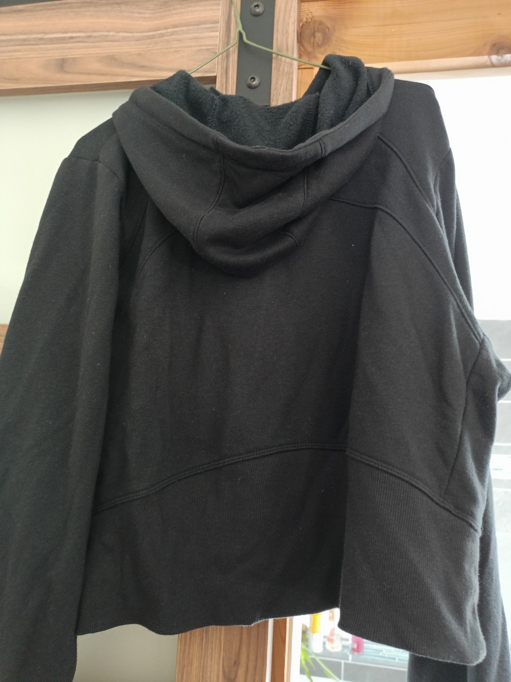 Cropped all in motion Black Full-Zip Hooded Sweat Jacket - Picture 2 of 4